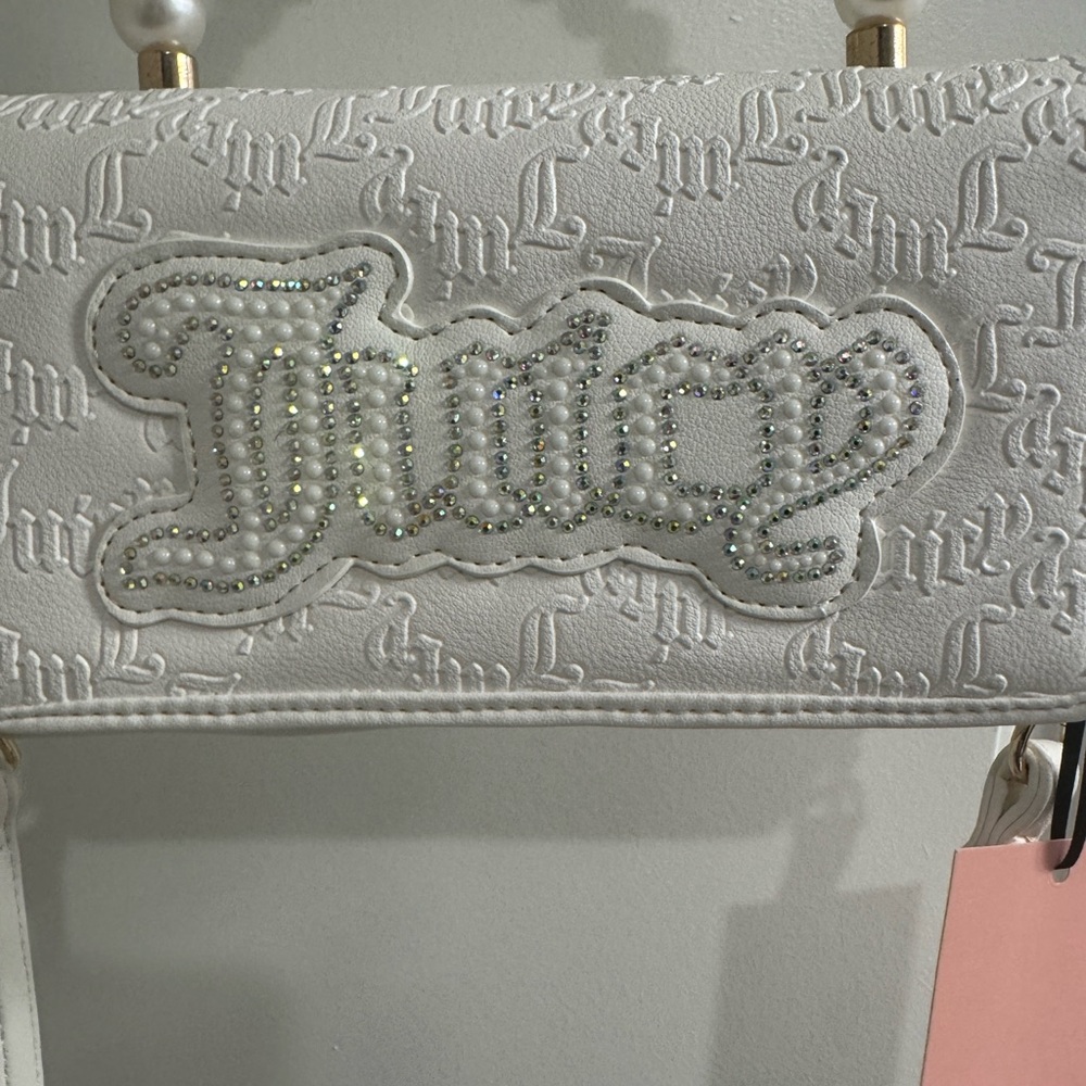 Juicy Couture White Pearl Handle Bag: STRING OF PEARLS WOS ⚪️🤍 - Picture 4 of 7